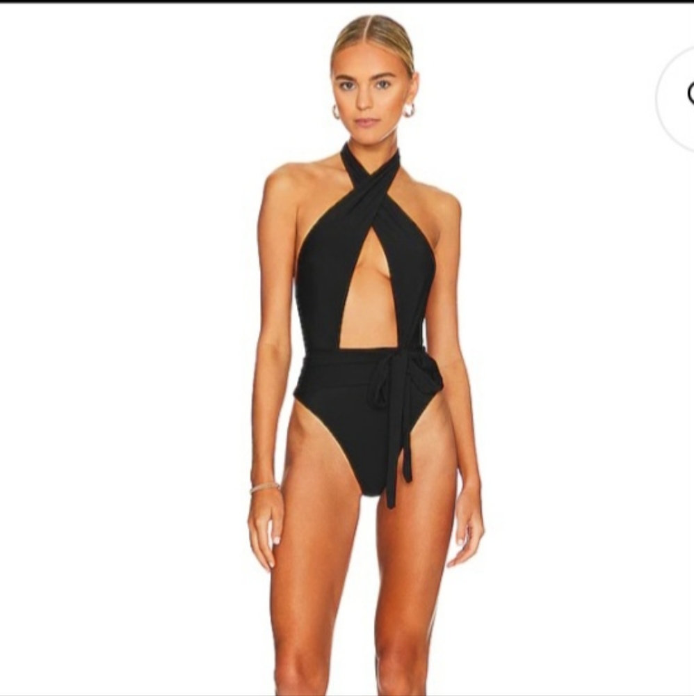 VS. PINK SWIMSUIT! - Picture 4 of 4